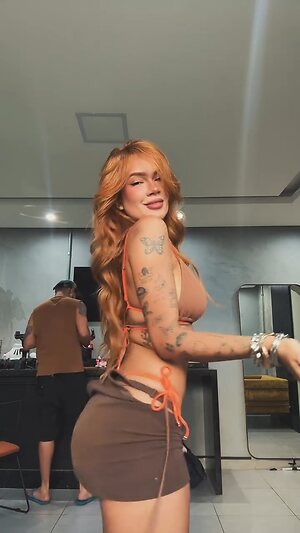 Lara Silva leaked photo #55