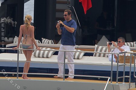 Lara Stone Nude Leaked Photo #11