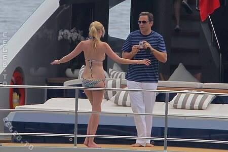 Lara Stone Nude Leaked Photo #12