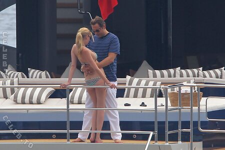 Lara Stone Nude Leaked Photo #15