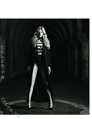 Lara Stone Nude Leaked Photo #32