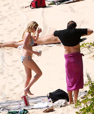 Lara Stone Nude Leaked Photo #46