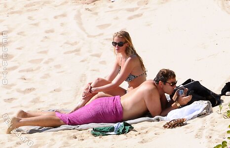 Lara Stone Nude Leaked Photo #52