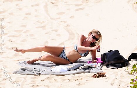 Lara Stone Nude Leaked Photo #53