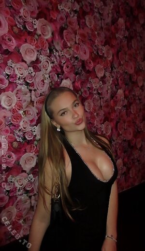 Lara Tillmann Nude Leaked Photo #17