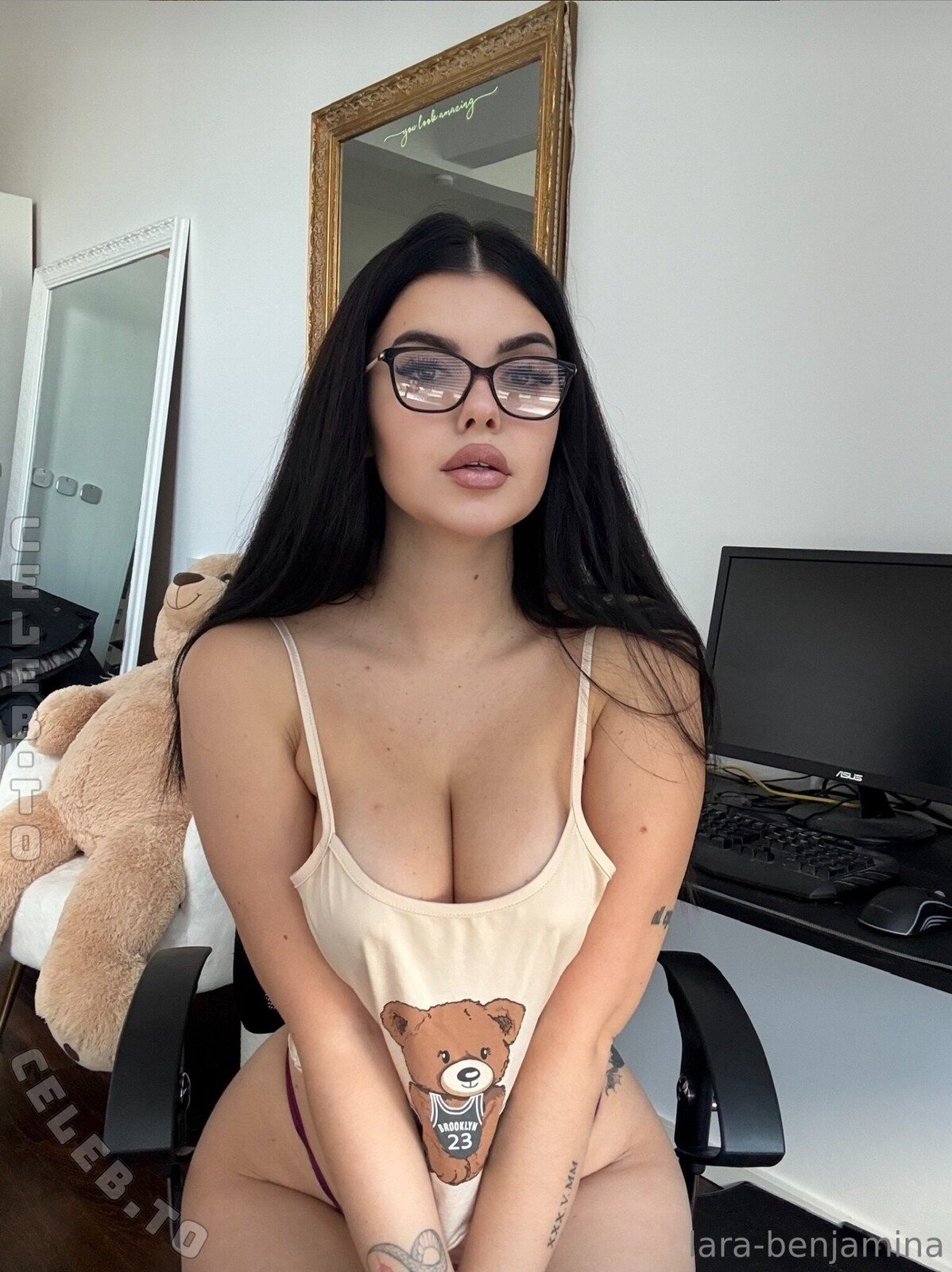 Lara Winter photo