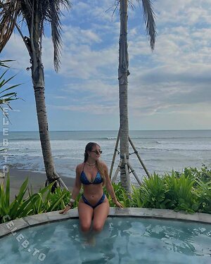 lara.gbdt Nude Leaked Photo #17