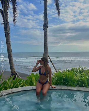 lara.gbdt Nude Leaked Photo #18