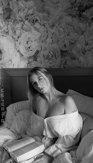 Lara_mde Nude Leaked Photo #2