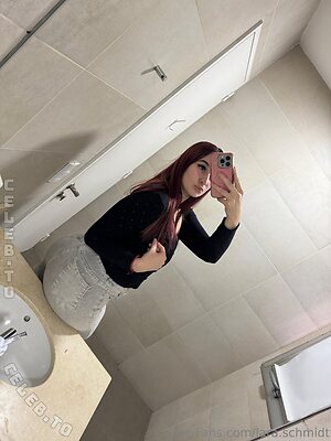 Lara.schmidt Nude Leaked Photo #19