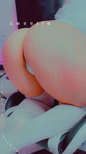 Laricutie Nude Leaked Photo #13