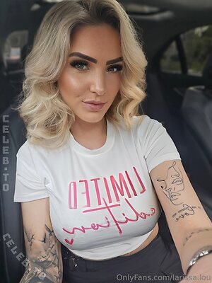 Larissa Lou