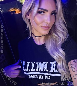 Larissa Lou leaked photo #205