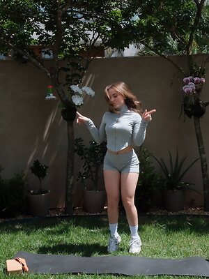 Larissa Manoela