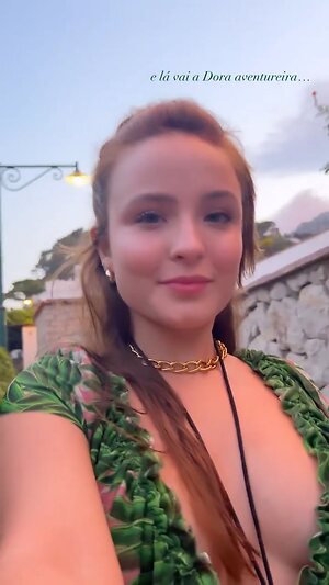 Larissa Manoela leaked photo #74