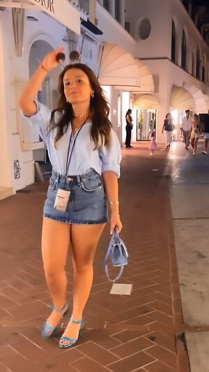Larissa Manoela leaked photo #77