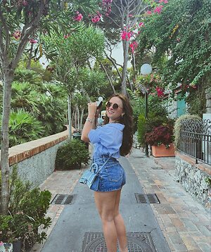 Larissa Manoela leaked photo #97