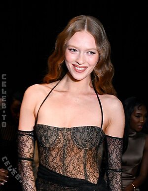 Larsen Thompson Nude Leaked Photo #6