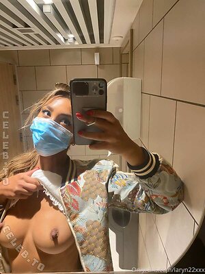 Laryn Budi Nude Leaked Photo #39
