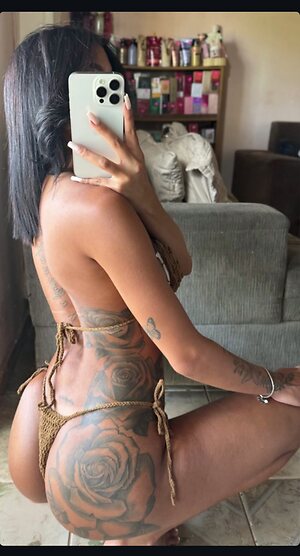 Lauane leaked photo #21