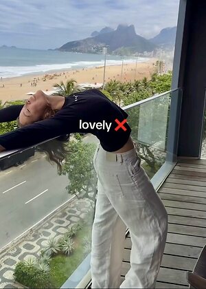 Laufey lin leaked photo #11