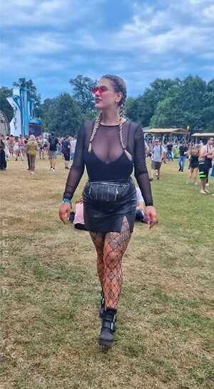 Laura aka Captain_lulli Nude Leaked Photo #35