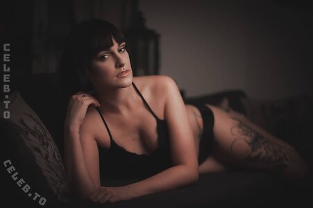 Laura aka miss.miau.wallace aka Frau Miau More Nude Photos