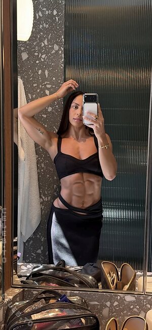 Laura ashleighh Nude Leaked Photo #5