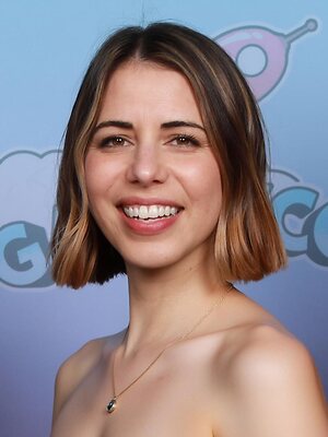 Laura Bailey
