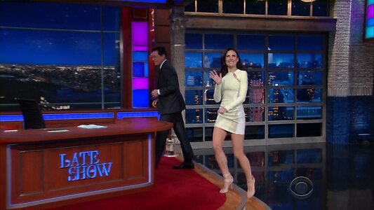 Laura Benanti leaked photo #8