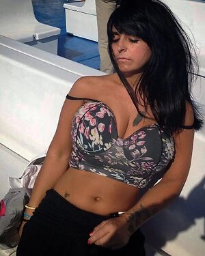 Laura C. leaked photo #71