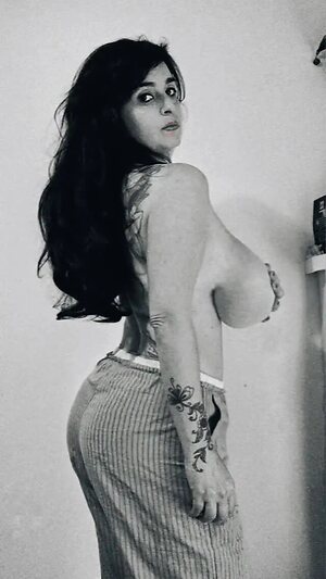 Laura C. Nude Leaked Photo #91