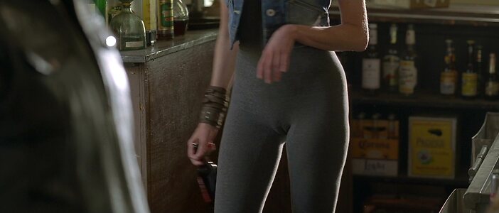 Laura Cayouette Nude Leaked Photo #26