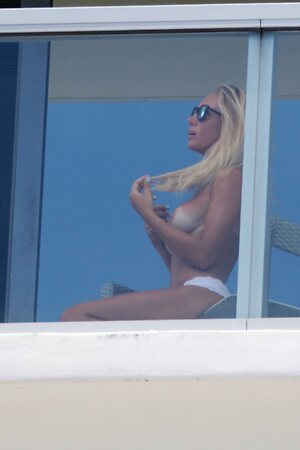 Laura Cremaschi leaked photo #17