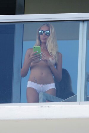 Laura Cremaschi leaked photo #49