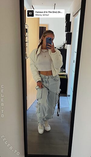 Laura Hummer Nude Leaked Photo #19