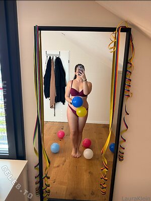 Laura Klein Nude Leaked Photo #20