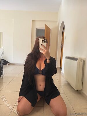 Laura Klein Nude Leaked Photo #25