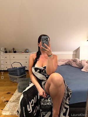 Laura Klein leaked photo #71