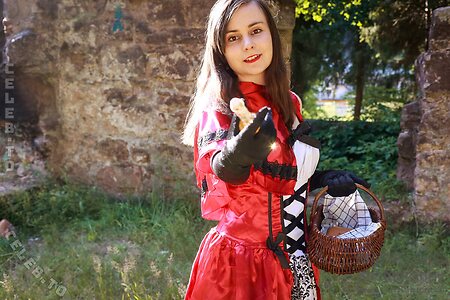 Laura Li Nude Leaked Photo #16