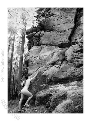 Laura Li Nude Leaked Photo #34