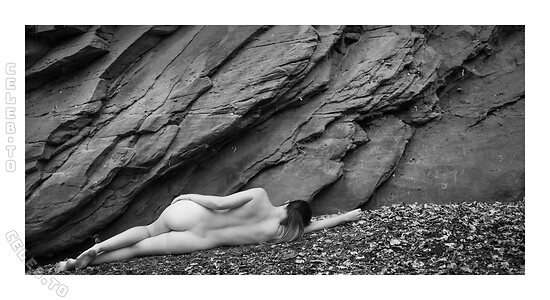 Laura Li Nude Leaked Photo #59