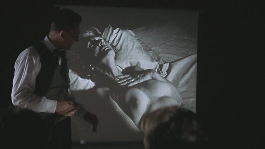 Laura Linney leaked photo #14