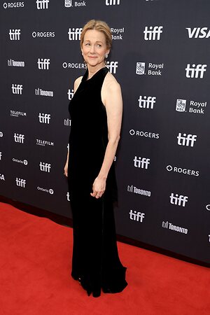 Laura Linney leaked photo #40