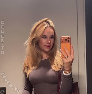 Laura Marie Soons leaked photo #138