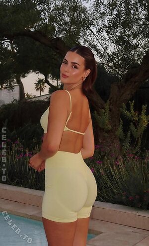 Laura Michelle photo