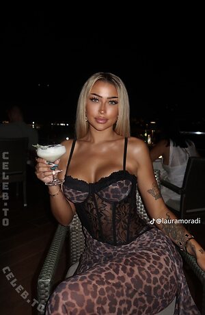 Laura Moradi photo