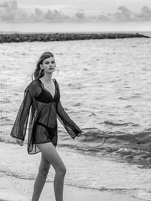 Laura Offermann Nude Leaked Photo #7