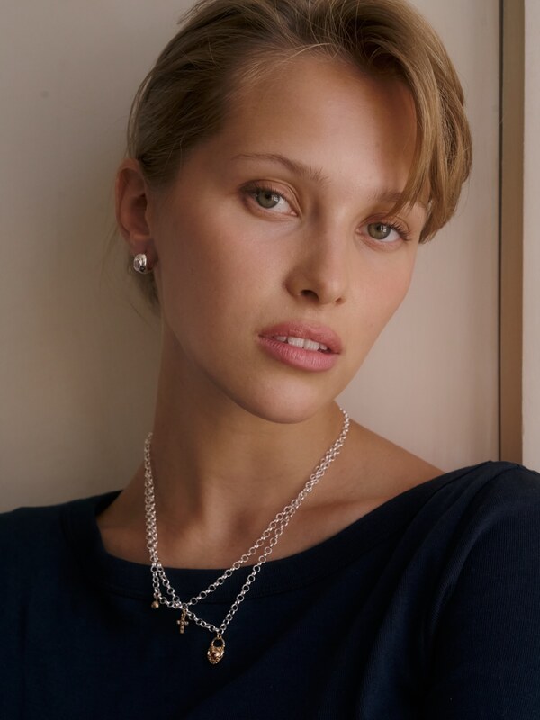 Laura Oganessian photo
