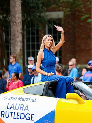 Laura Rutledge leaked photo #15